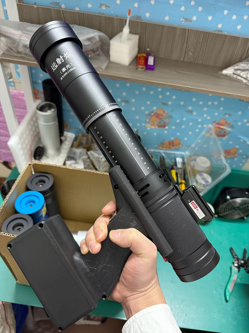 Laser long-range cannon, handle base design, strong light long-range tool - 图片 11